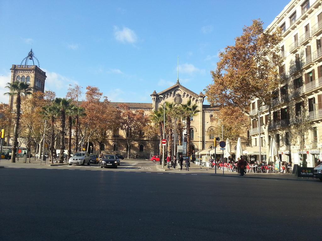 Estudios Pelayo Guest House Barcelona Eksteriør bilde